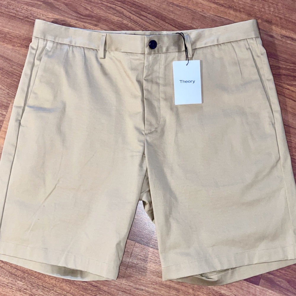 NWT Theory Zaine Soft Sateen Shorts | Size 38 New & Unworn